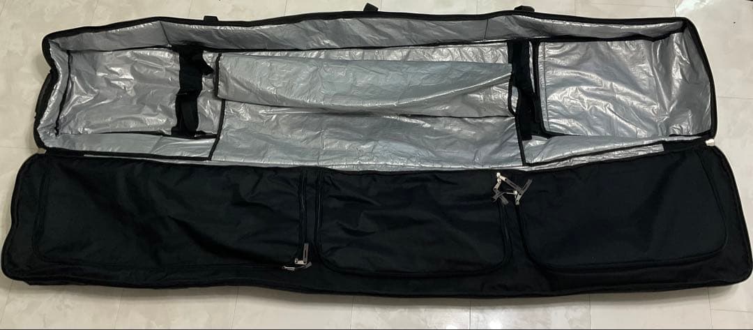 ATOMIC スキーケース キャスター付き ブラック