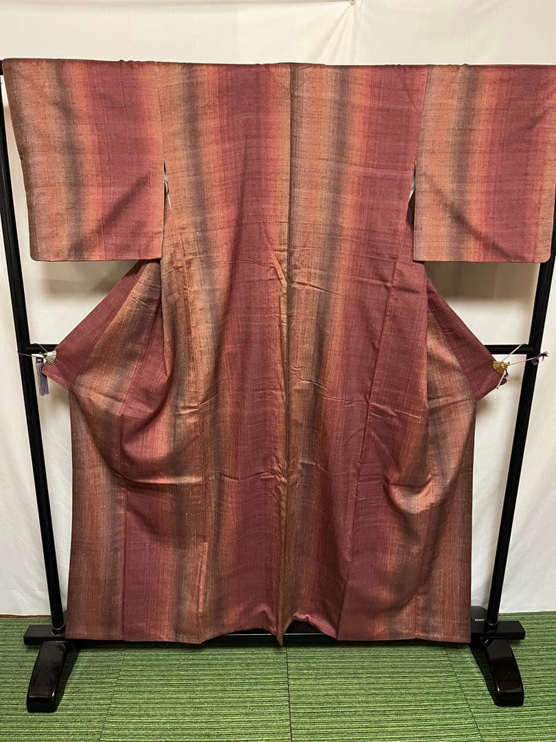 ☘️早い者勝ち☘️【国宝品】●岐阜県無形文化財【郡上紬】●幻の紬●草木染●紬●着物