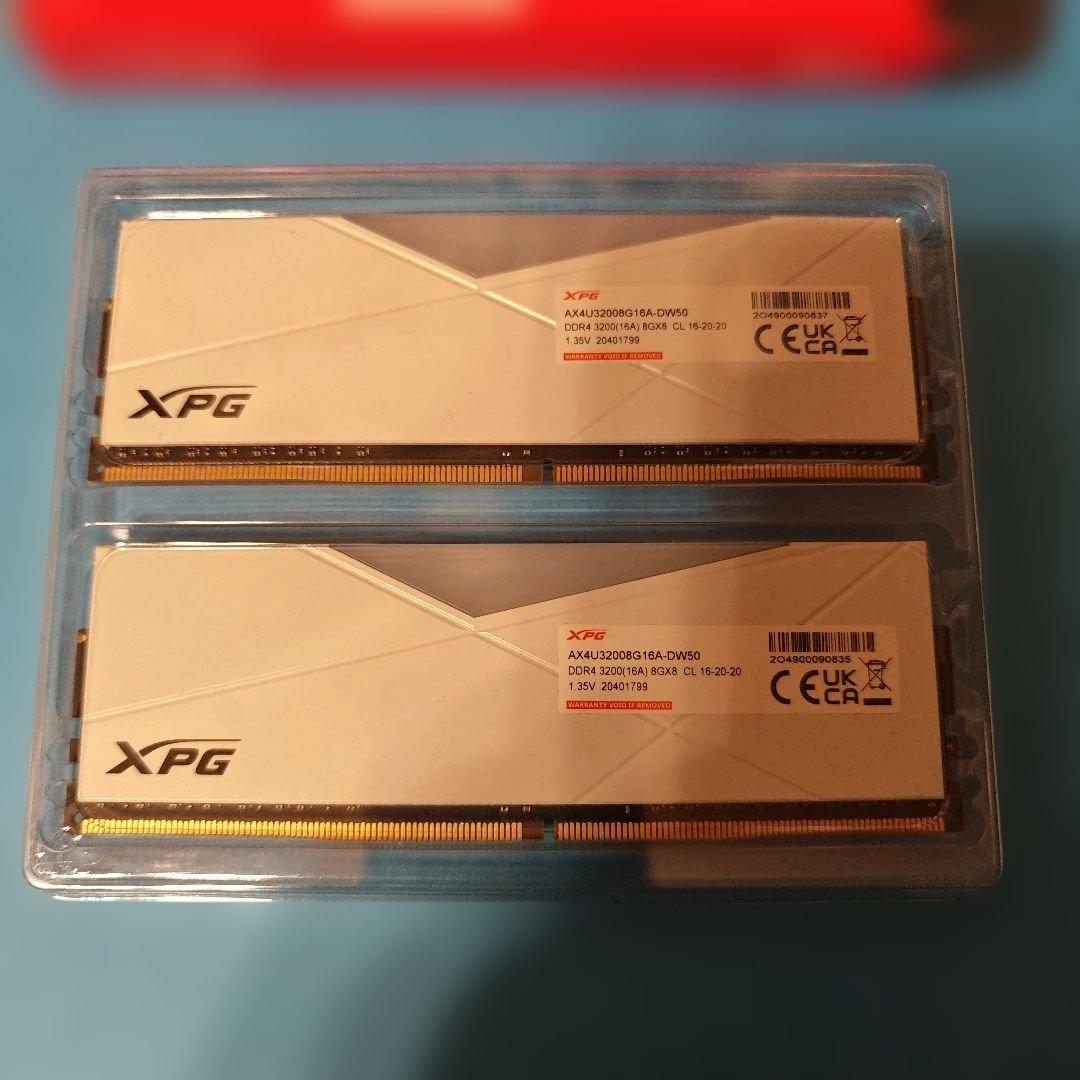 XPG SPECTRIX D50RGB DDR4-3200 8GB×2 ホワイト