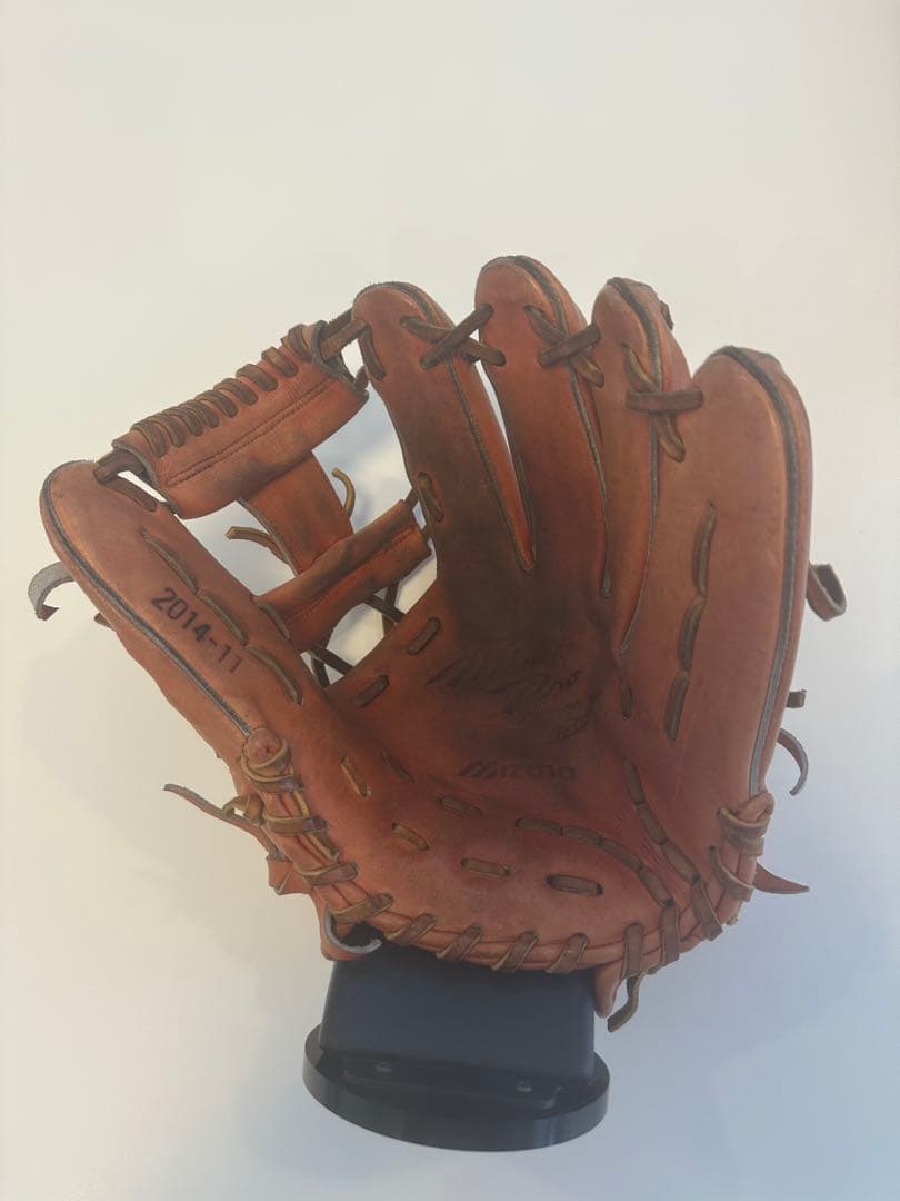 ジャイアンツ　坂本勇人選手　実使用　サイン入り　ミズノプロ　グローブ