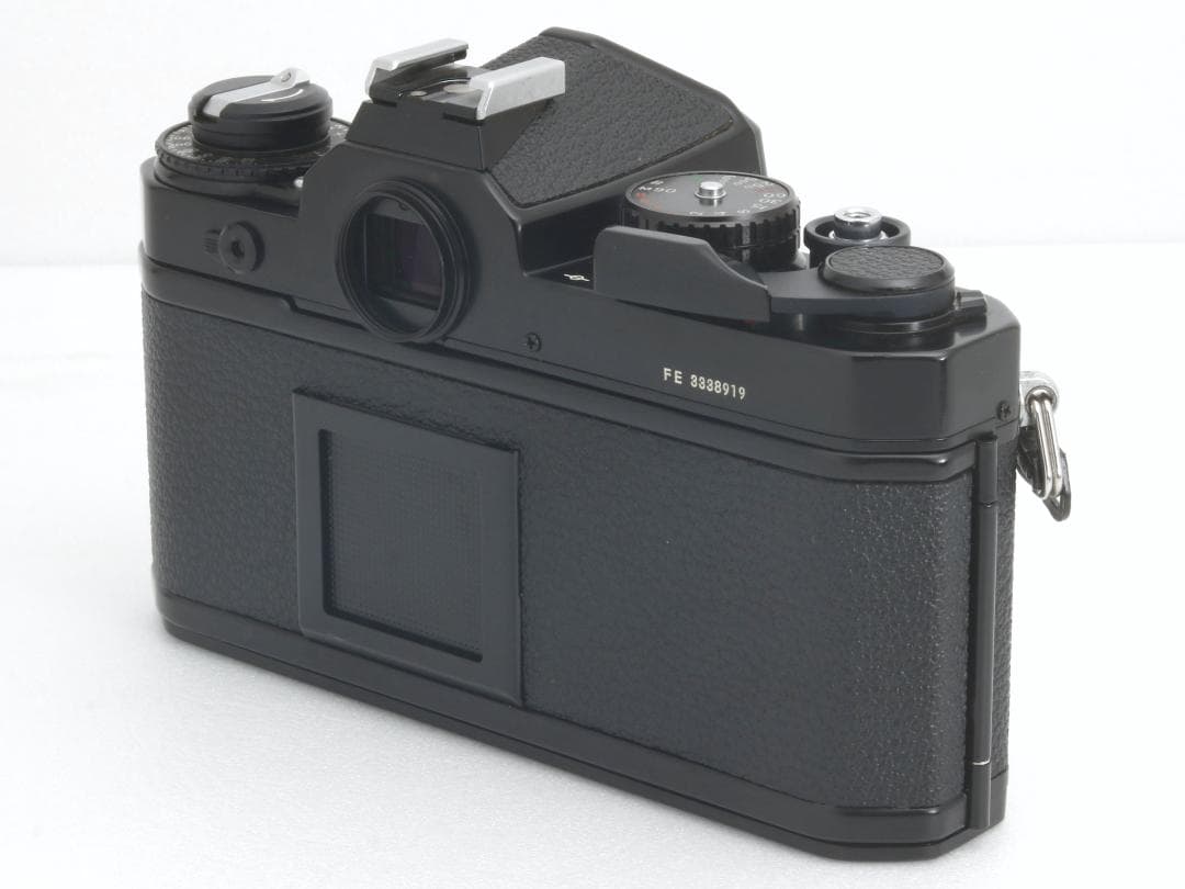 0158 ニコン Nikon FE ブラック + 単焦点レンズ