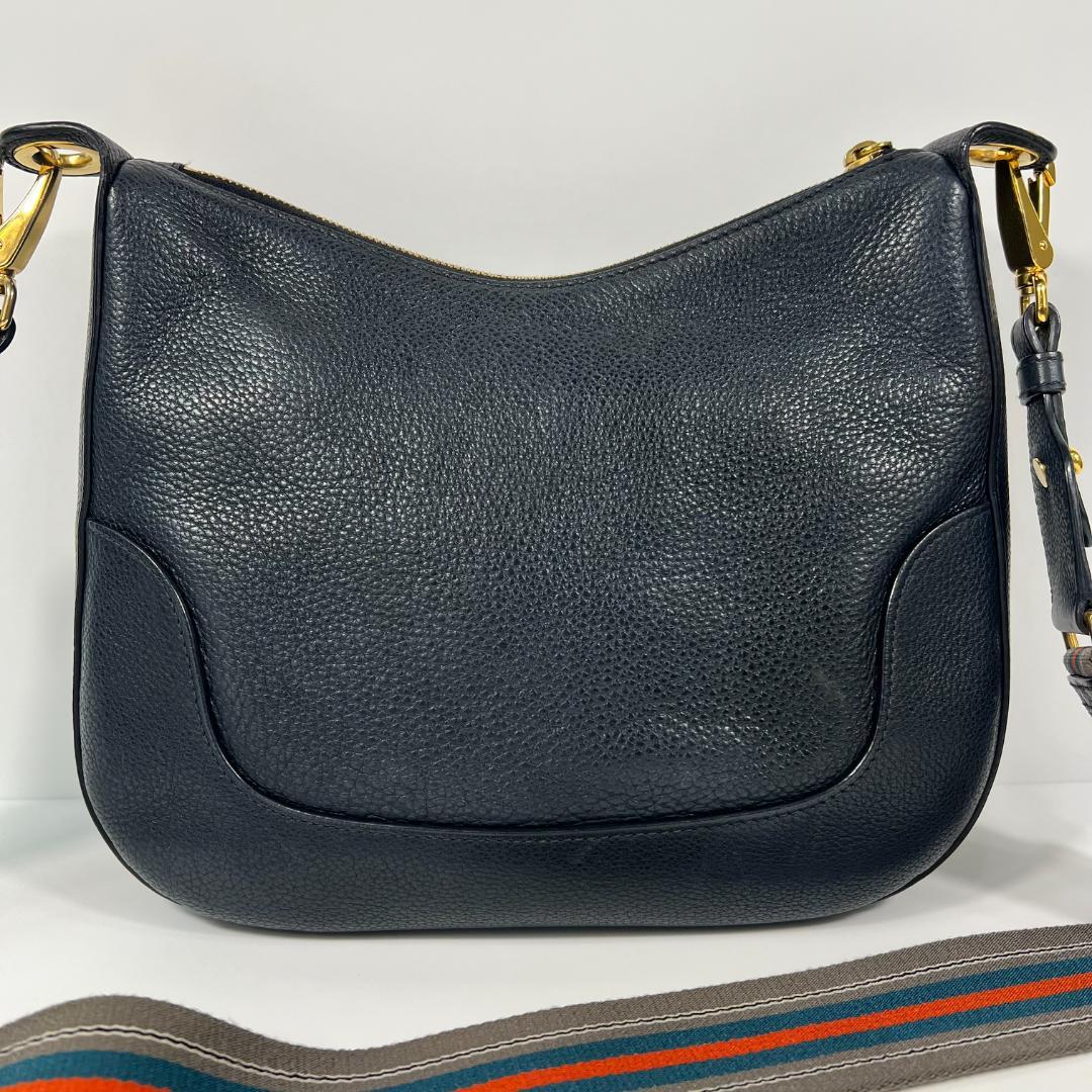 プラダ ショルダーバッグ ブラック 本革 1BC052 MBZ034