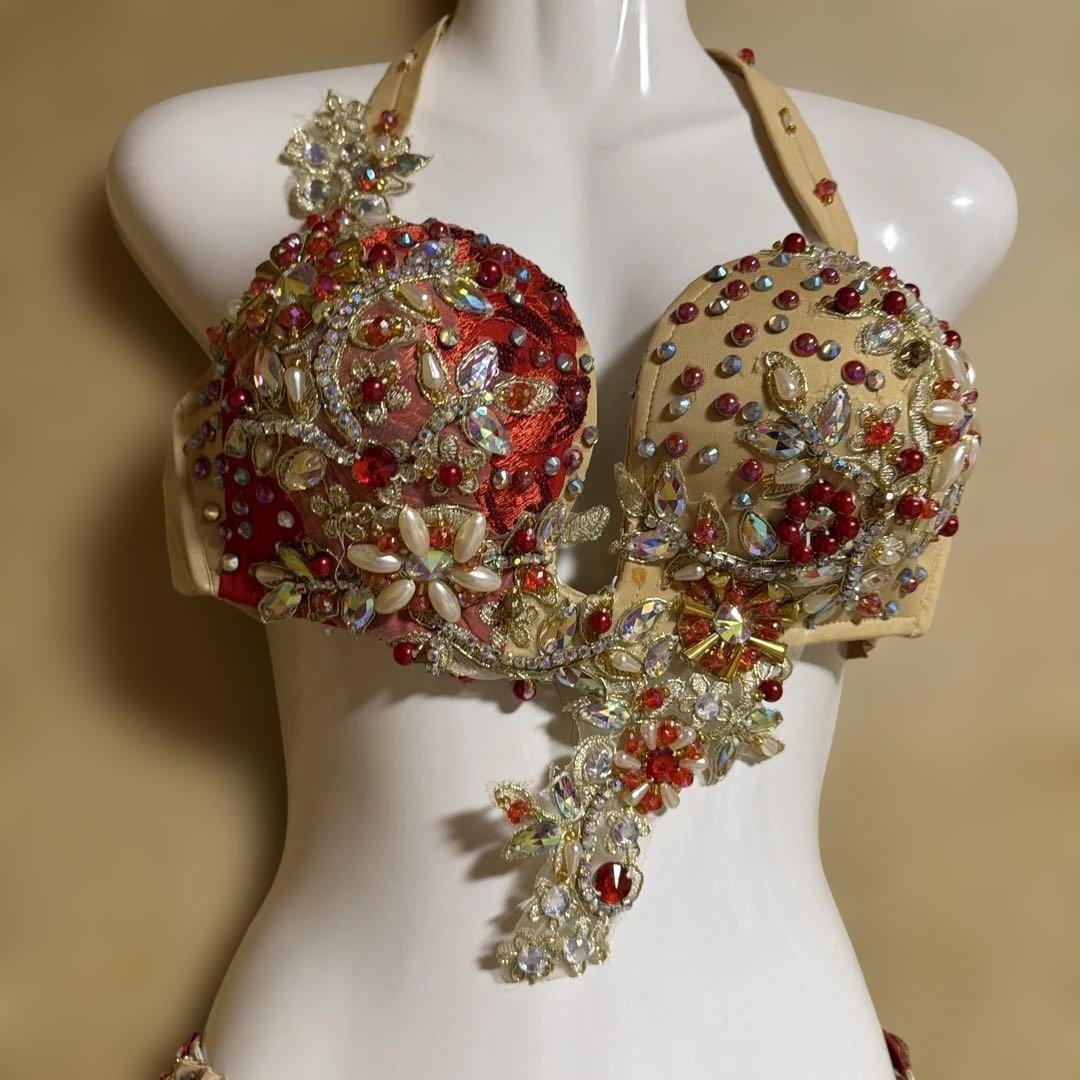 赤いベリーダンスセットアップ