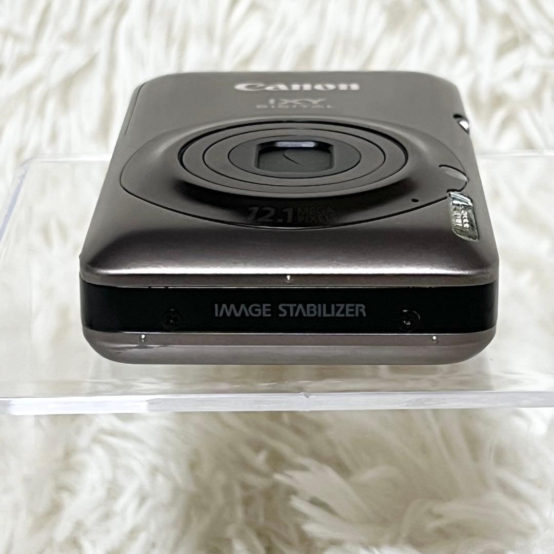 【美品】 IXY DIGITAL 220 IS コンデジ　デジカメ Canon