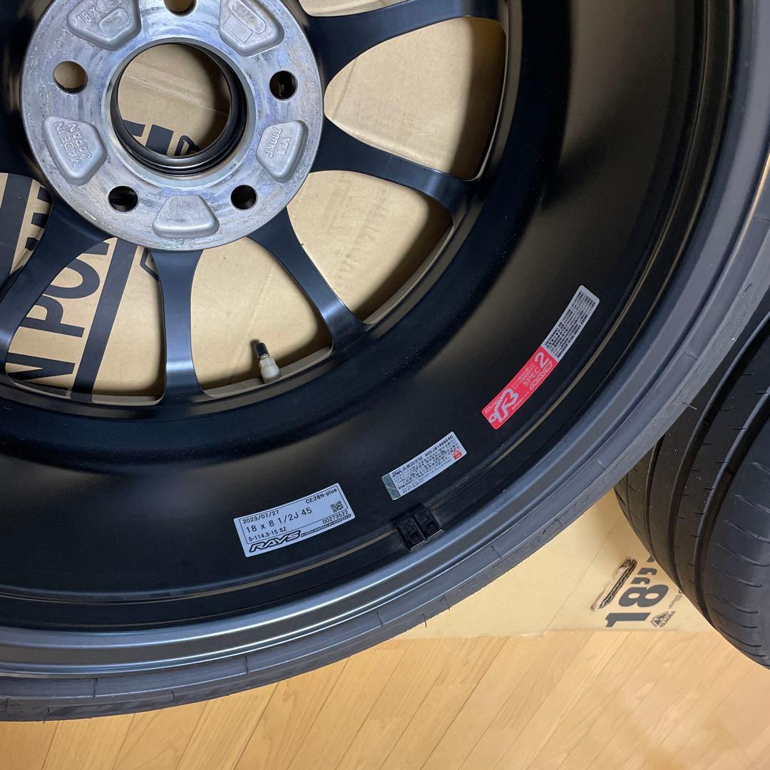 VOLK RACING CE28N plus 18インチ タイヤセット