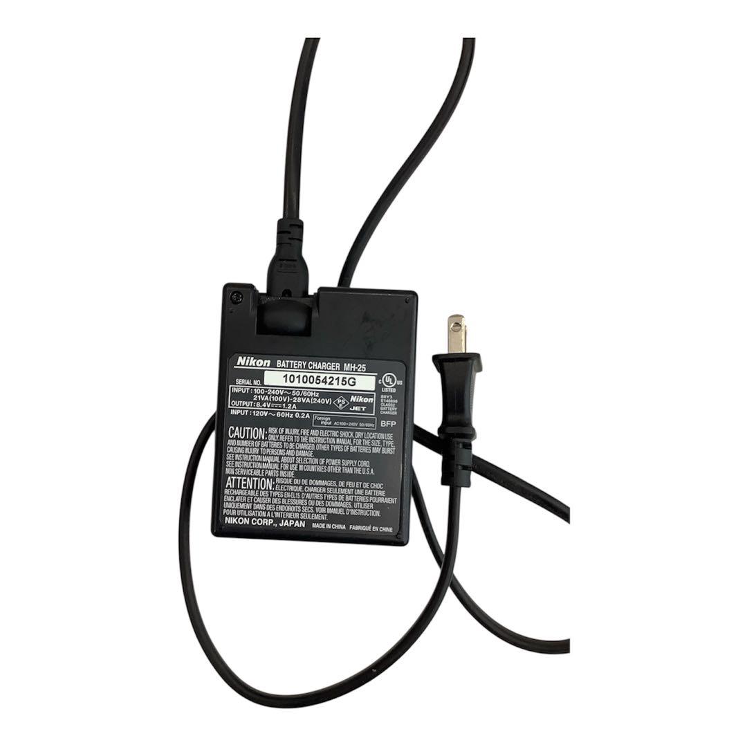 Nikon D7000 デジタル一眼レフ + マイクロレンズ セット