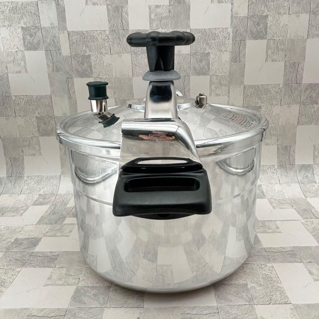 未使用‼︎ 圧力鍋　6L　ティファール　 両手　オーセンティック　セブ