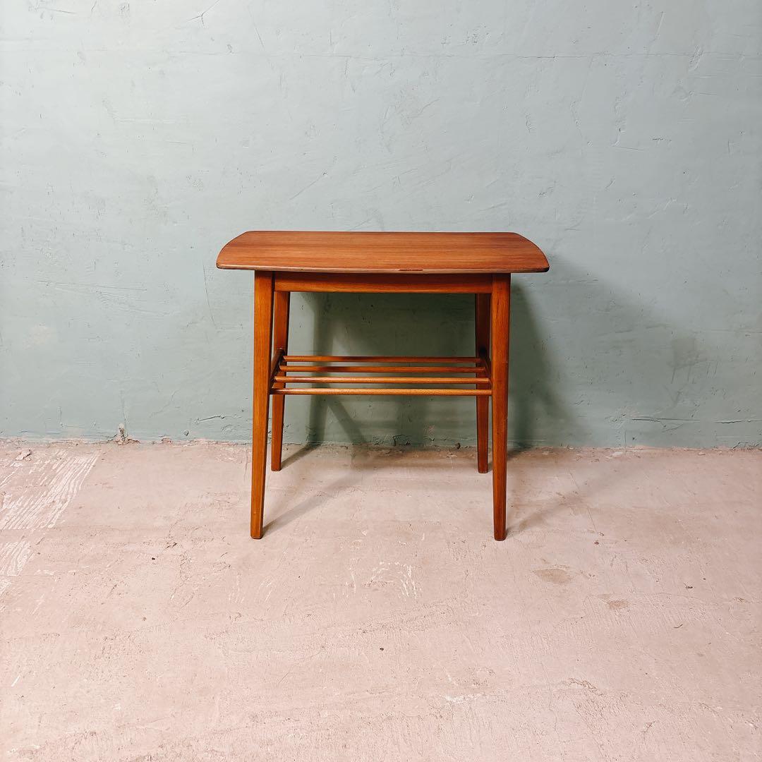 デンマーク　チーク材　サイドテーブル　北欧家具　北欧ビンテージ