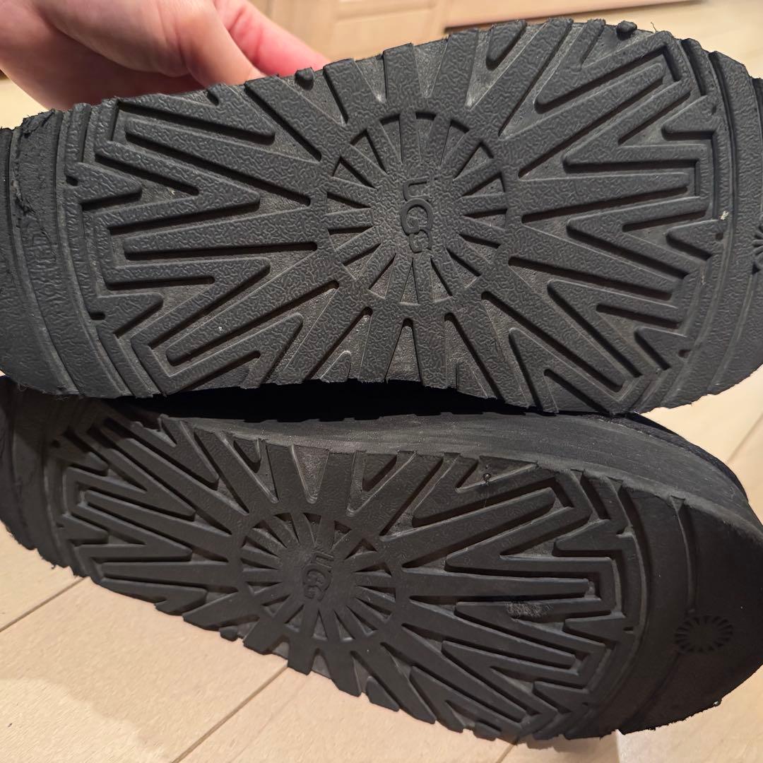 UGG ブラックムートンブーツUGG CLASSIC DIPPE