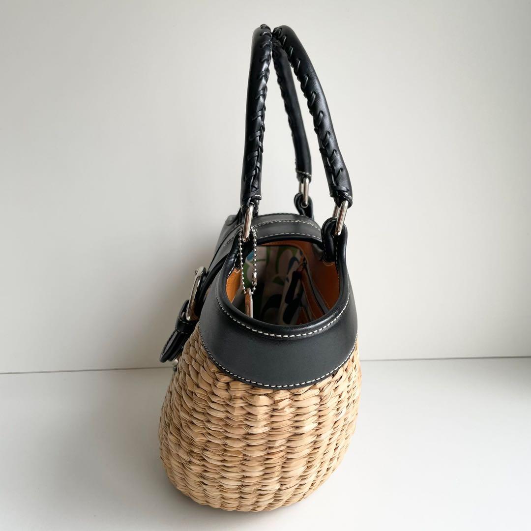 バカンスにぴったり✨ コーチ COACH かごバッグ ハンドバッグ ブラック