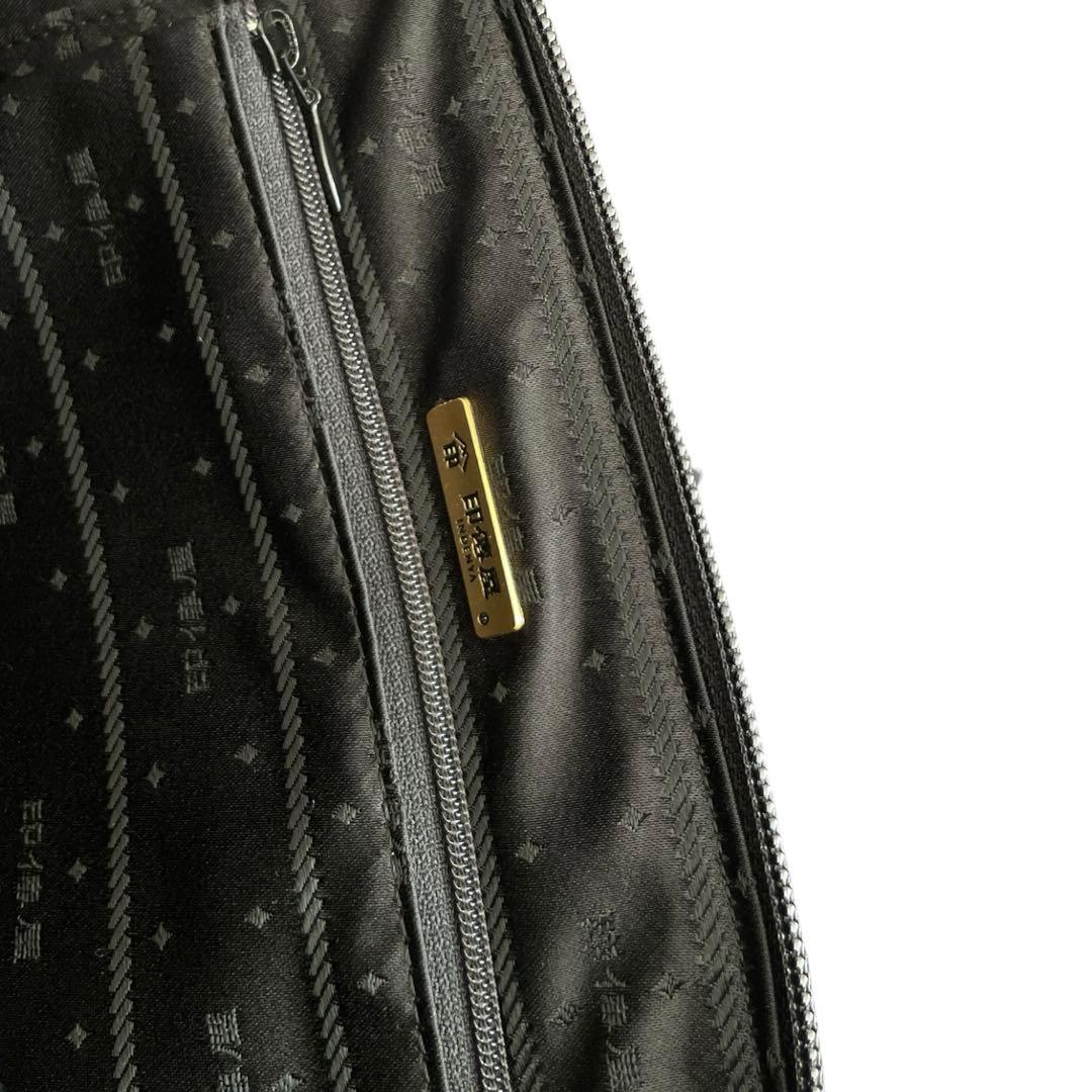 美品　印傳屋　印伝　キナート　アラベスク　ショルダーバッグ　ブラック　和風