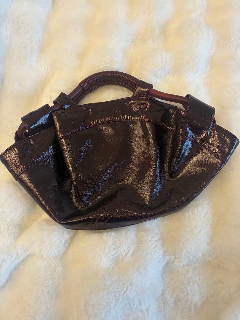 ロエベ LOEWE ナッパアイレ ハンドバッグ エナメルレザー ボルドー