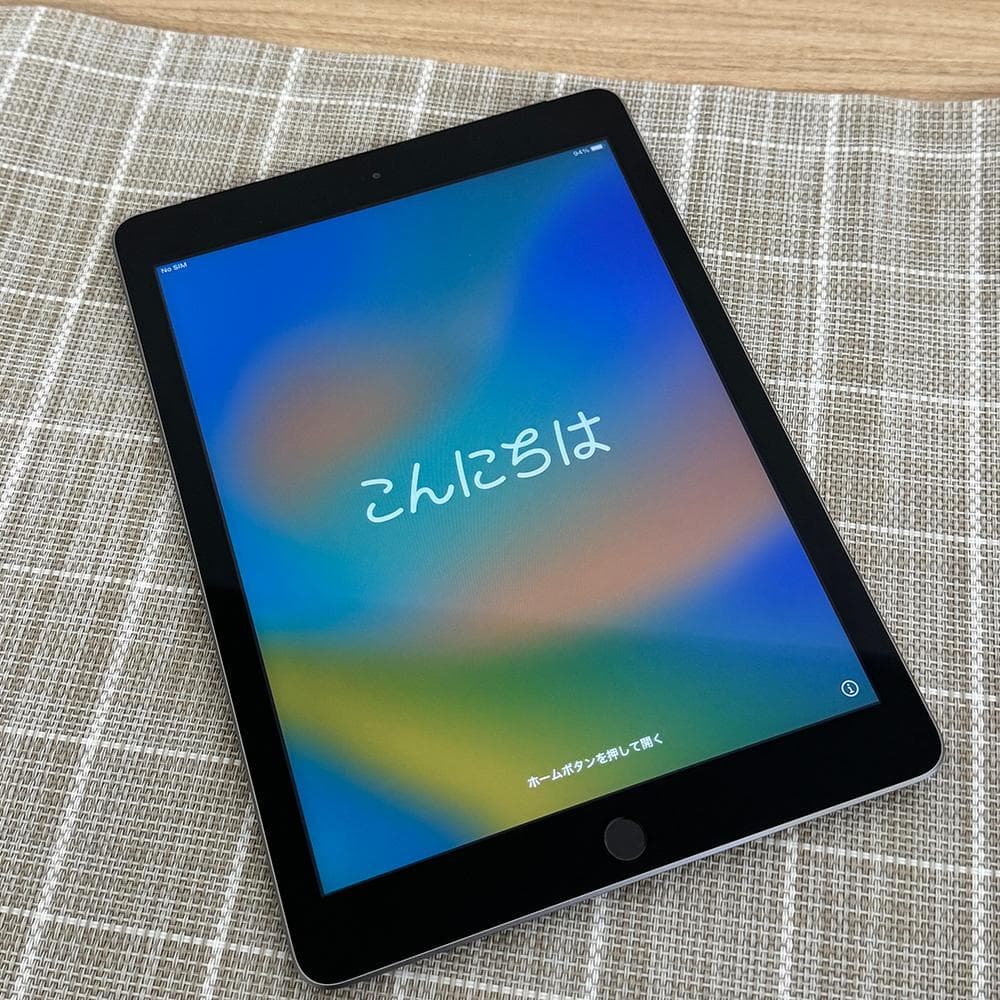 Apple iPad (A1823)32G 本体 初期設定済