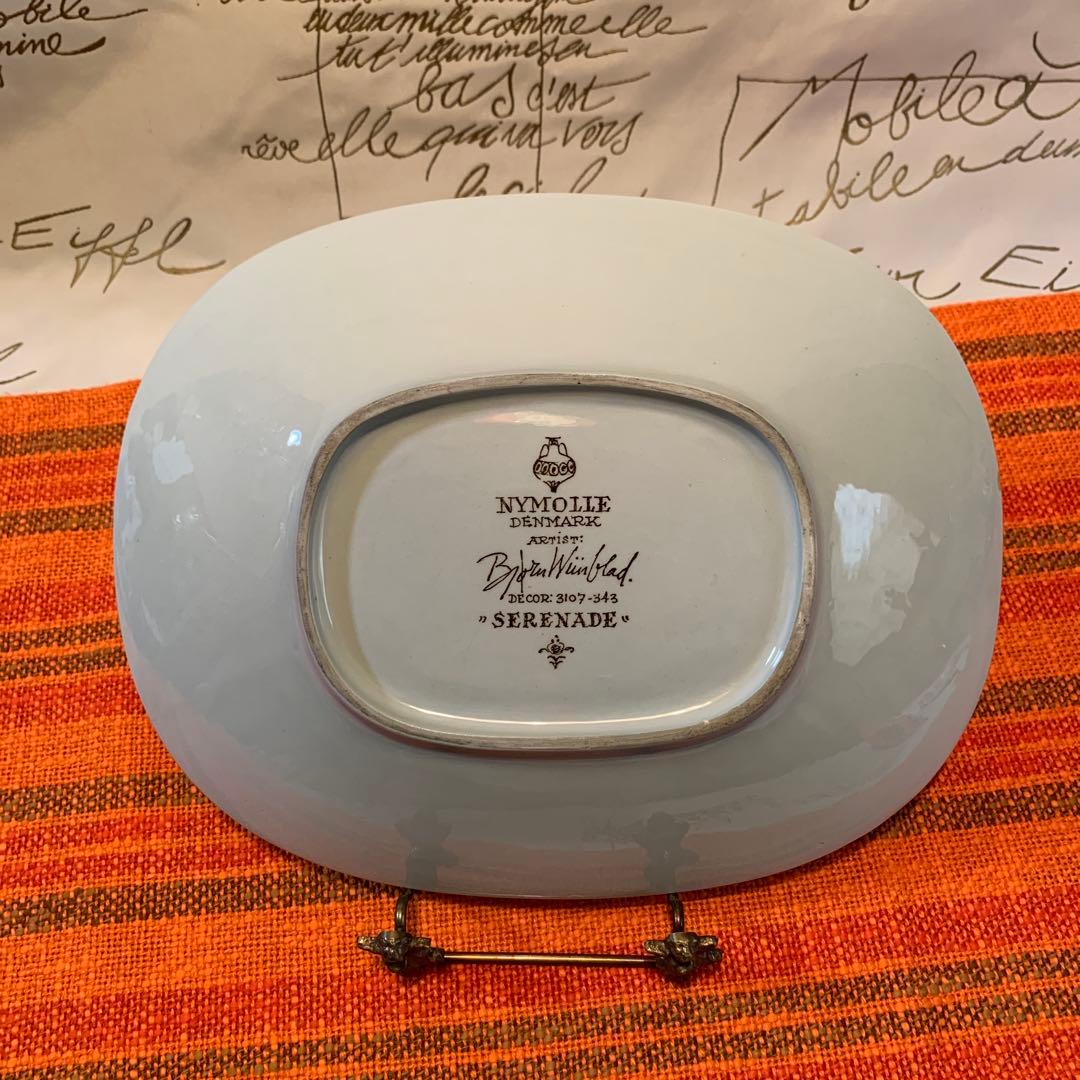 ビヨンヴィンブラッド　題名セレナーデのレアな茶色の絵皿！1960年代のブラッド！