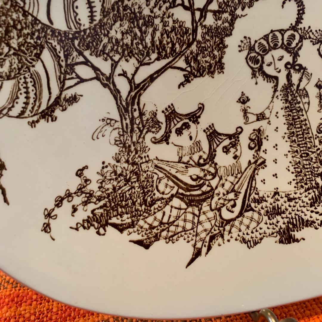 ビヨンヴィンブラッド　題名セレナーデのレアな茶色の絵皿！1960年代のブラッド！