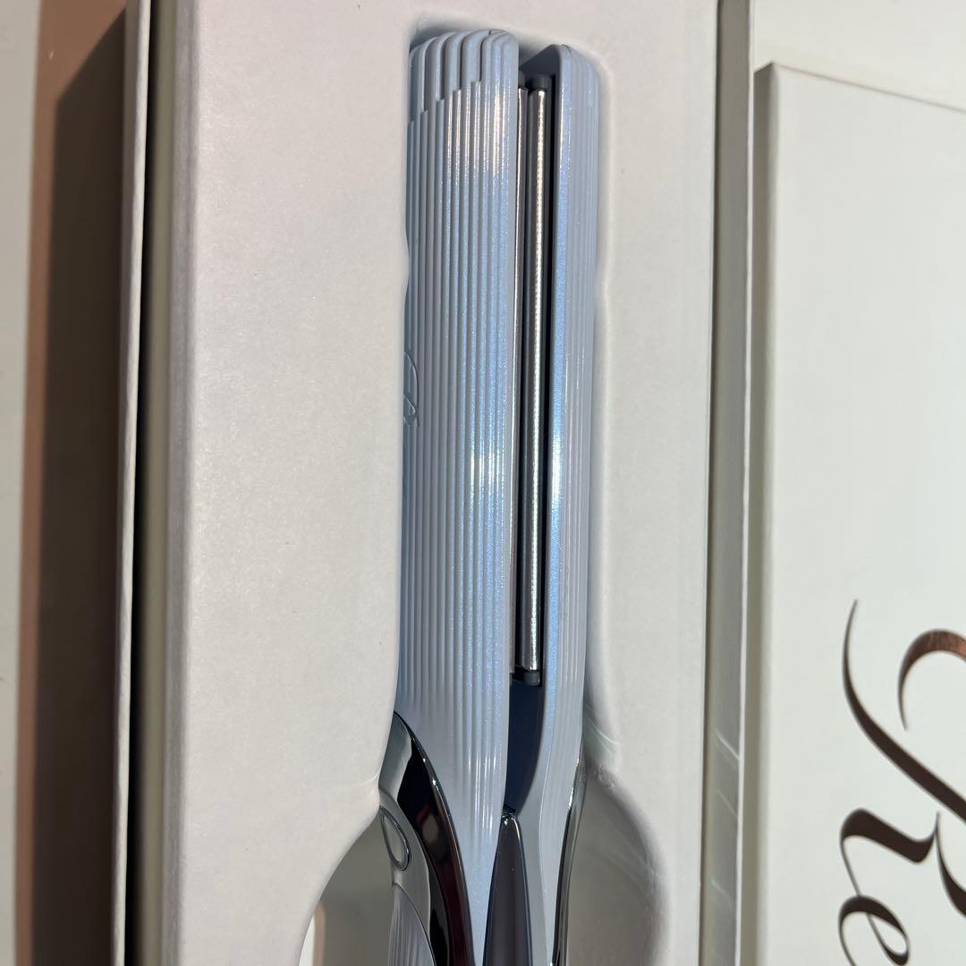 ReFa ストレートヘアアイロン ホワイト 専用ボックス付き