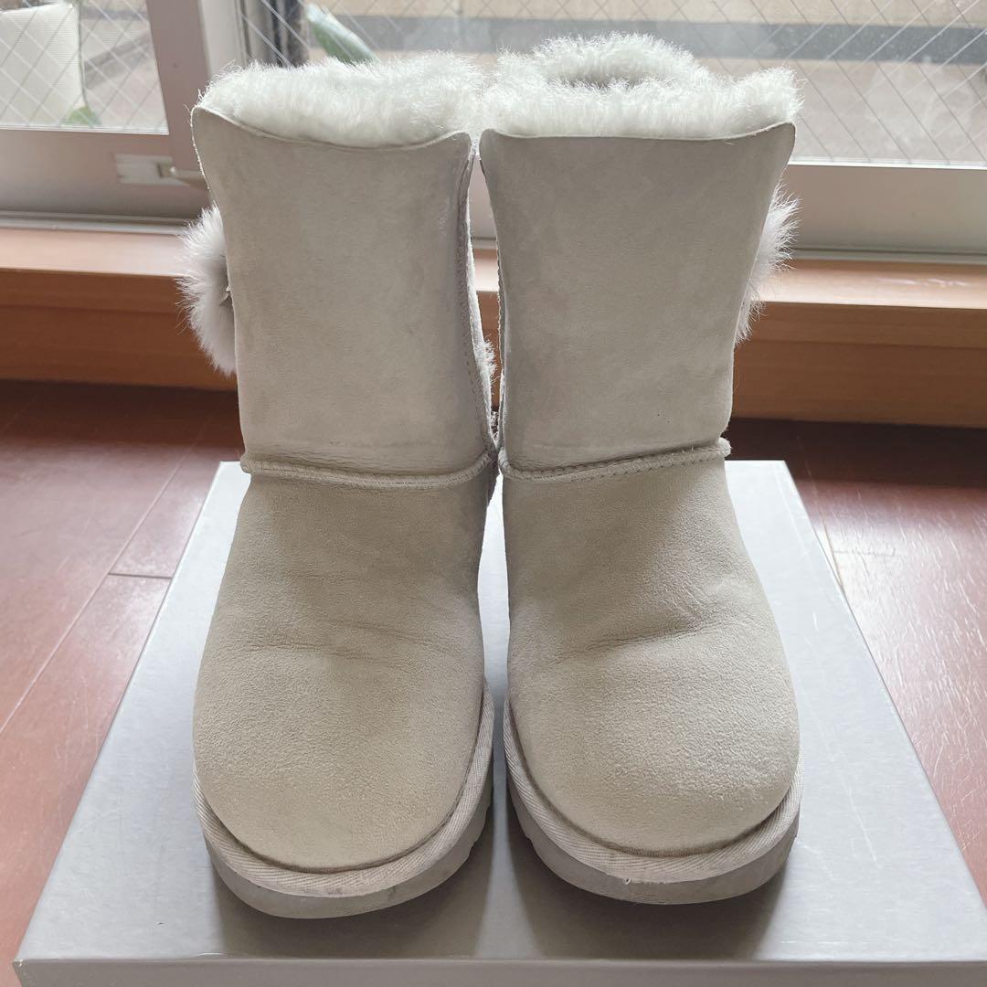 SALE❗️【美品】正規品　UGG ムートンブーツIRINA ２３cm