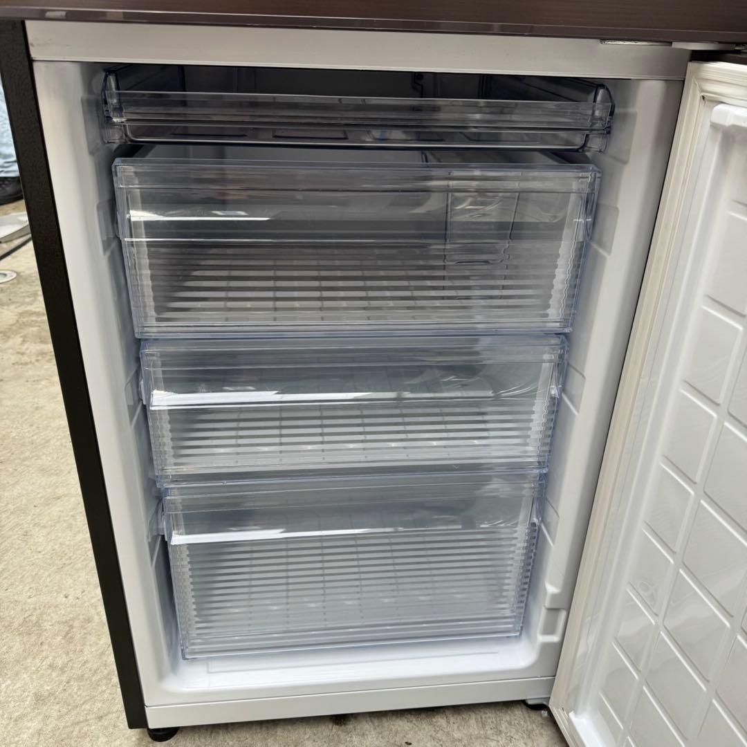 236⭐️2019年製★シャープ　冷蔵庫　大型　ブラウン　280L 一人暮らし