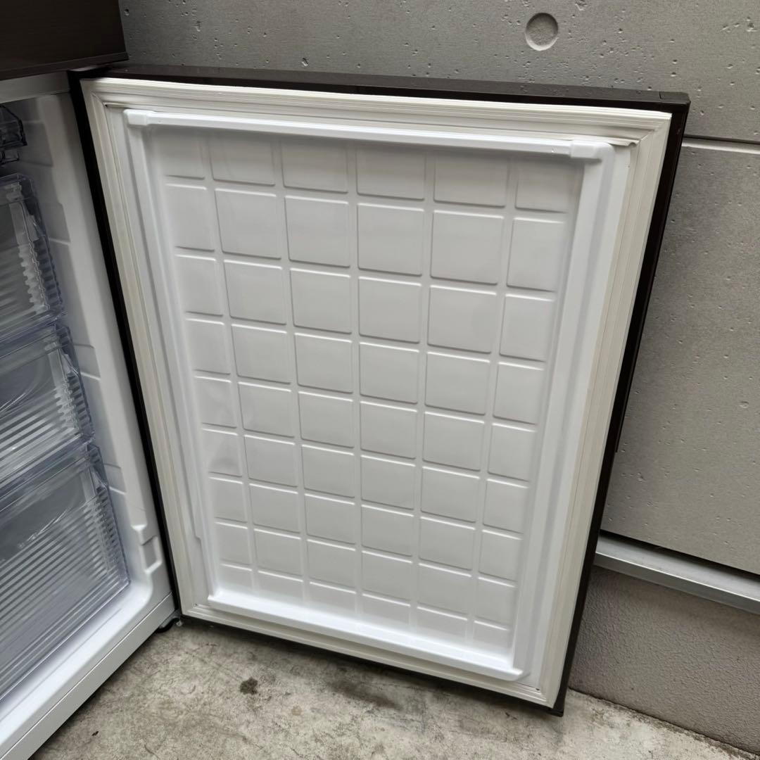 236⭐️2019年製★シャープ　冷蔵庫　大型　ブラウン　280L 一人暮らし