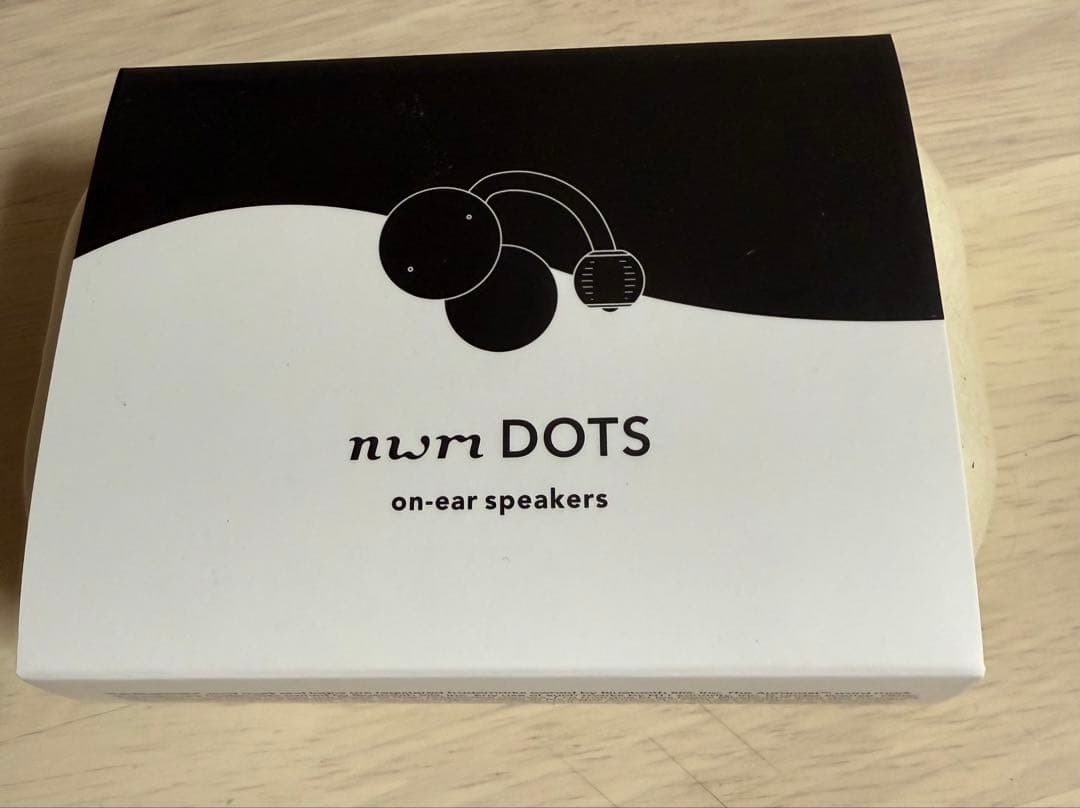 nwm DOTS オンイヤースピーカー イエロー