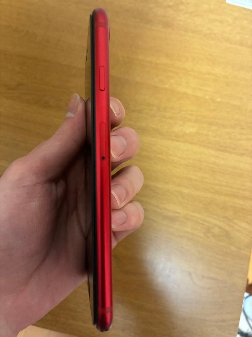 iPhone se2 第二世代　256GB 本体のみ