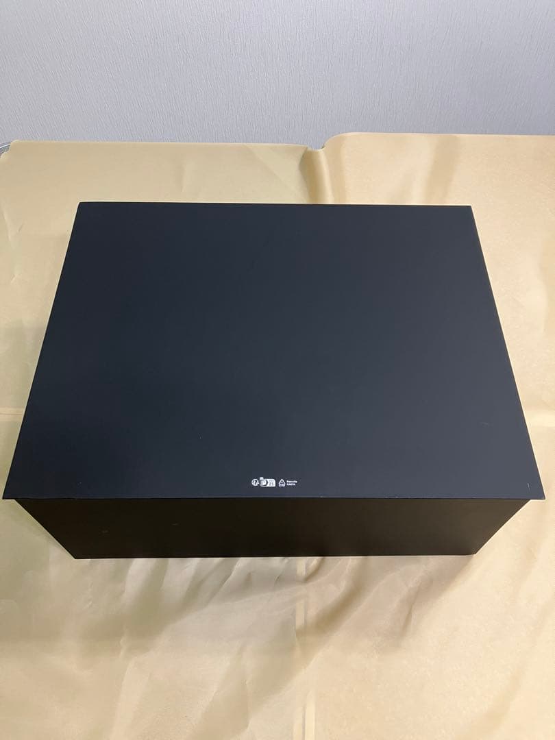 CHANEL マグネットタイプ 大　空箱　マグネットボックス　磁石付箱