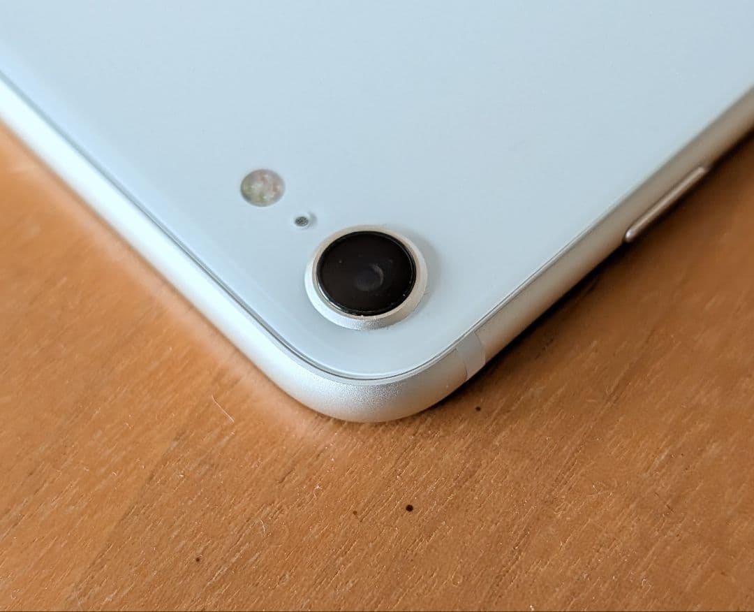 iPhone SE 第3世代 64 GB スターライト