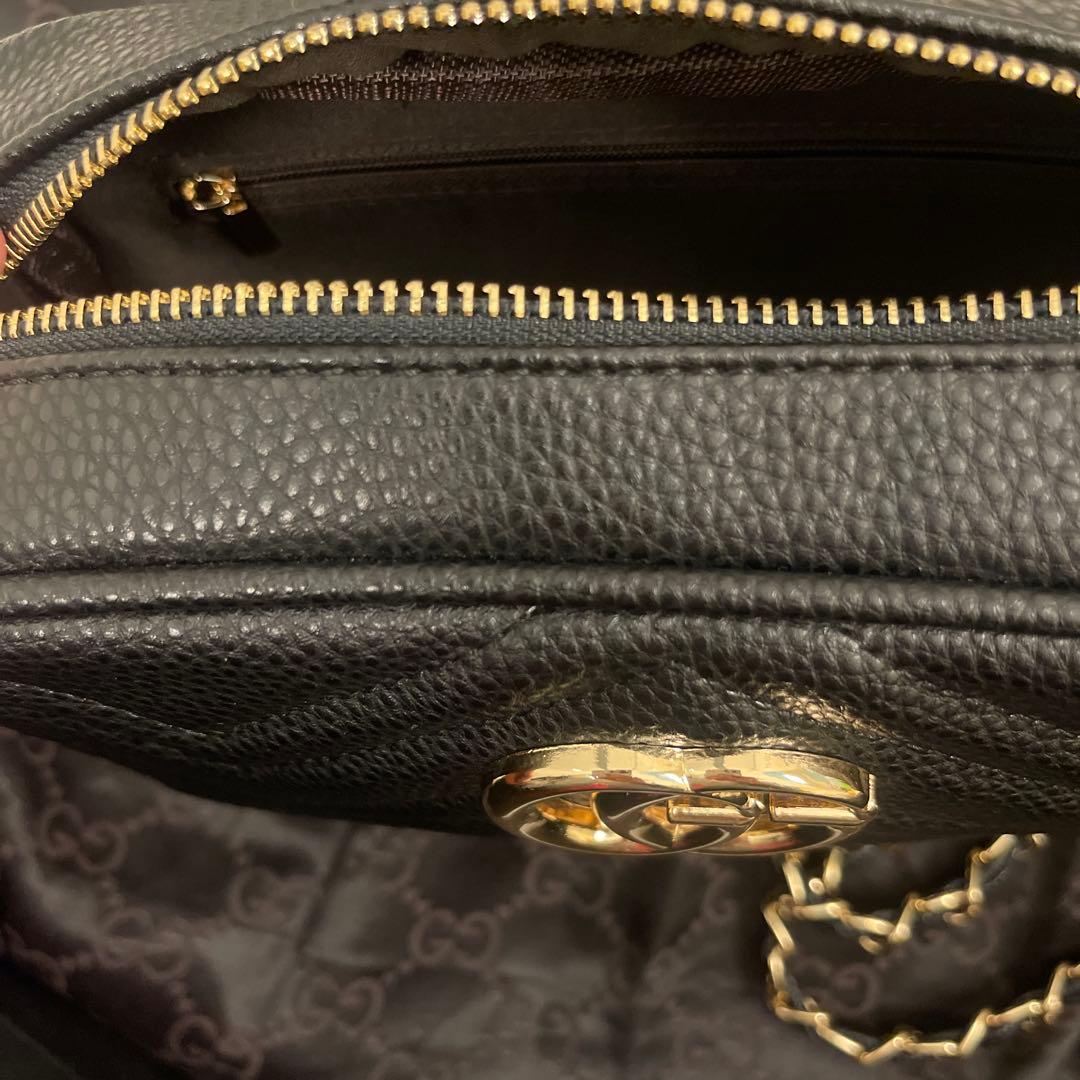 GUCCI チェーンショルダーバック　ブラック　ノベルティ