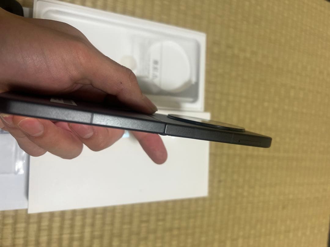 スマートフォン本体 Nubia FLIP 5G