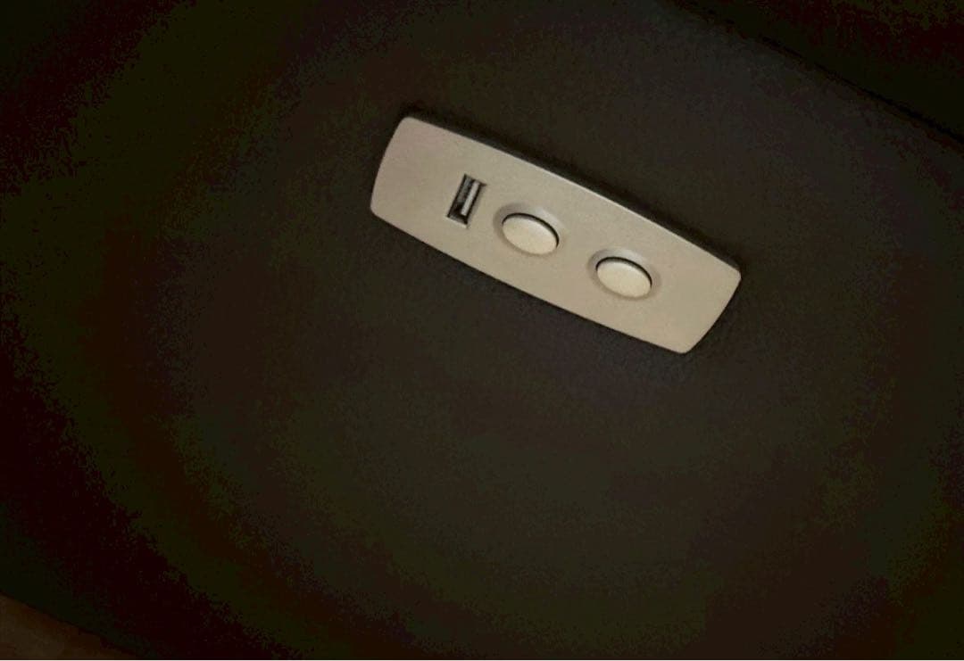 ヤマダオリジナル電動リクライニングソファ