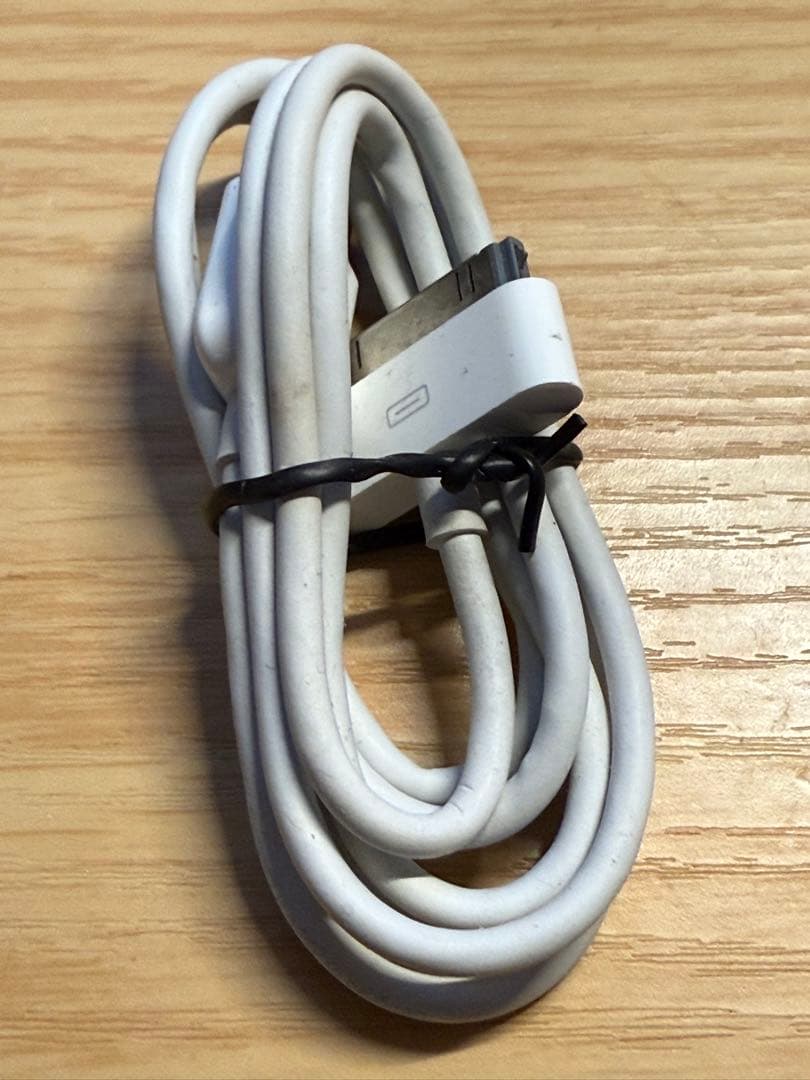 iPod A1238 Classic 80GB 美品 動作確認済み ケーブル付