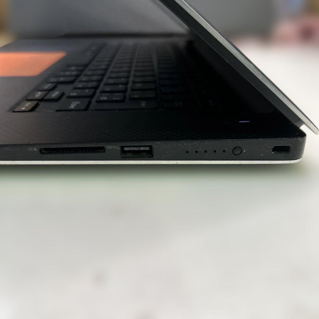 7275 DELL XPS15 9560 core-i7 20GB ノートPC