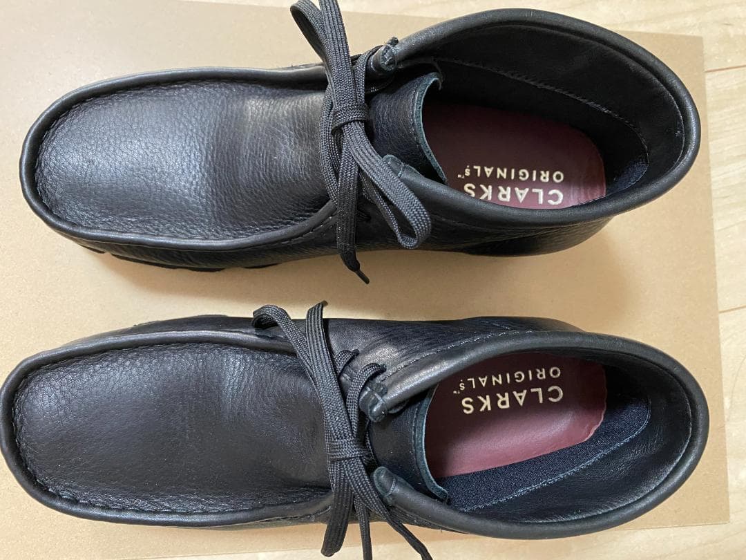 着用1回　クラークス　ワラビーブーツ　ゴアテックス　黒ブラックレザー25.5cm