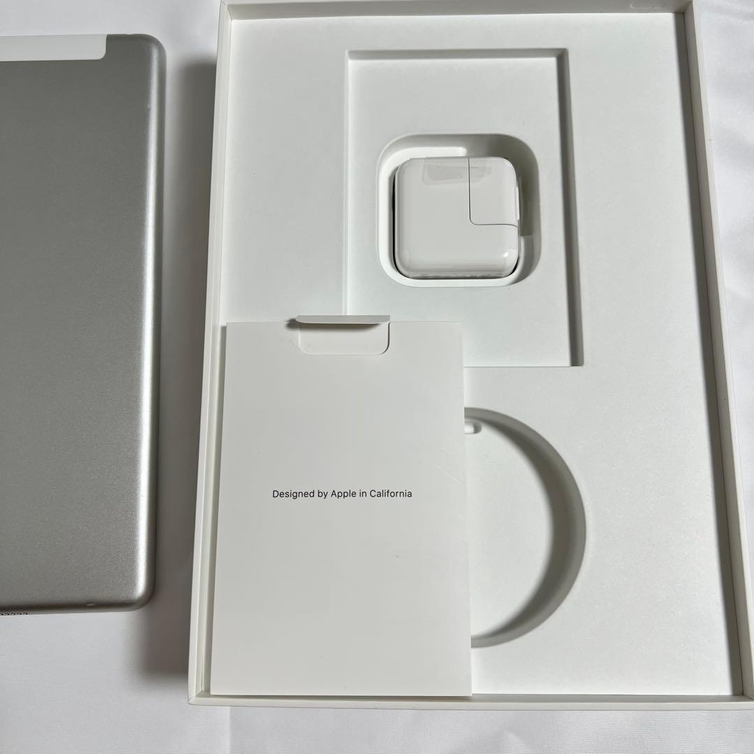 iPad 第6世代 Wi-Fi Cellular シルバー 本体 128GB