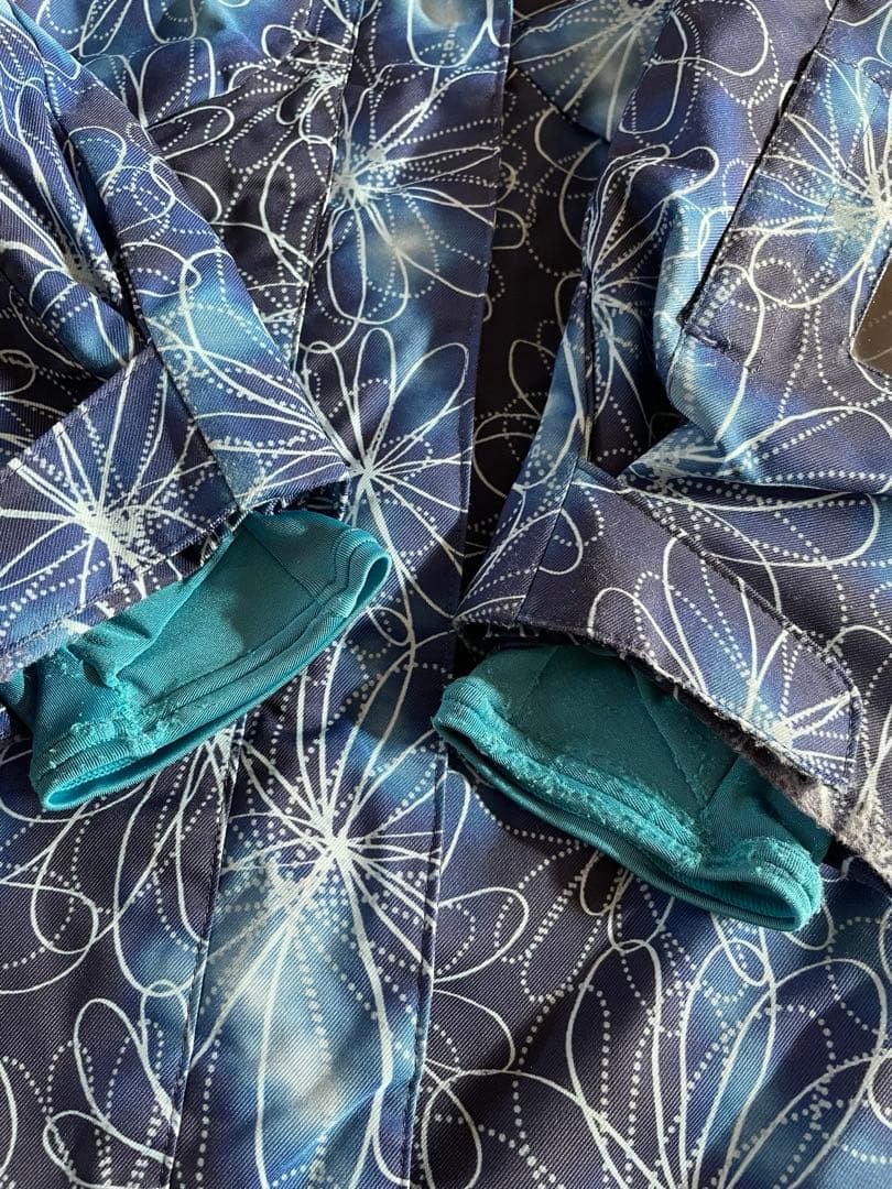 ゴールドウイン スキーウェア上下セット　サイズL〜XL レディース