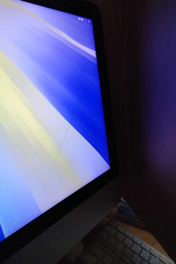 訳あり iMac 2019 21.5 4K 3GHz i5 8GB 1.03TB