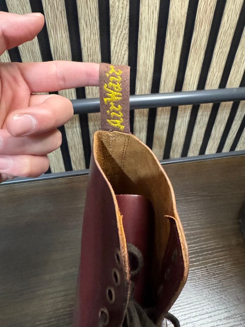 ドクターマーチン　Dr.Martens 8ホールブーツ　チェリーレッド?