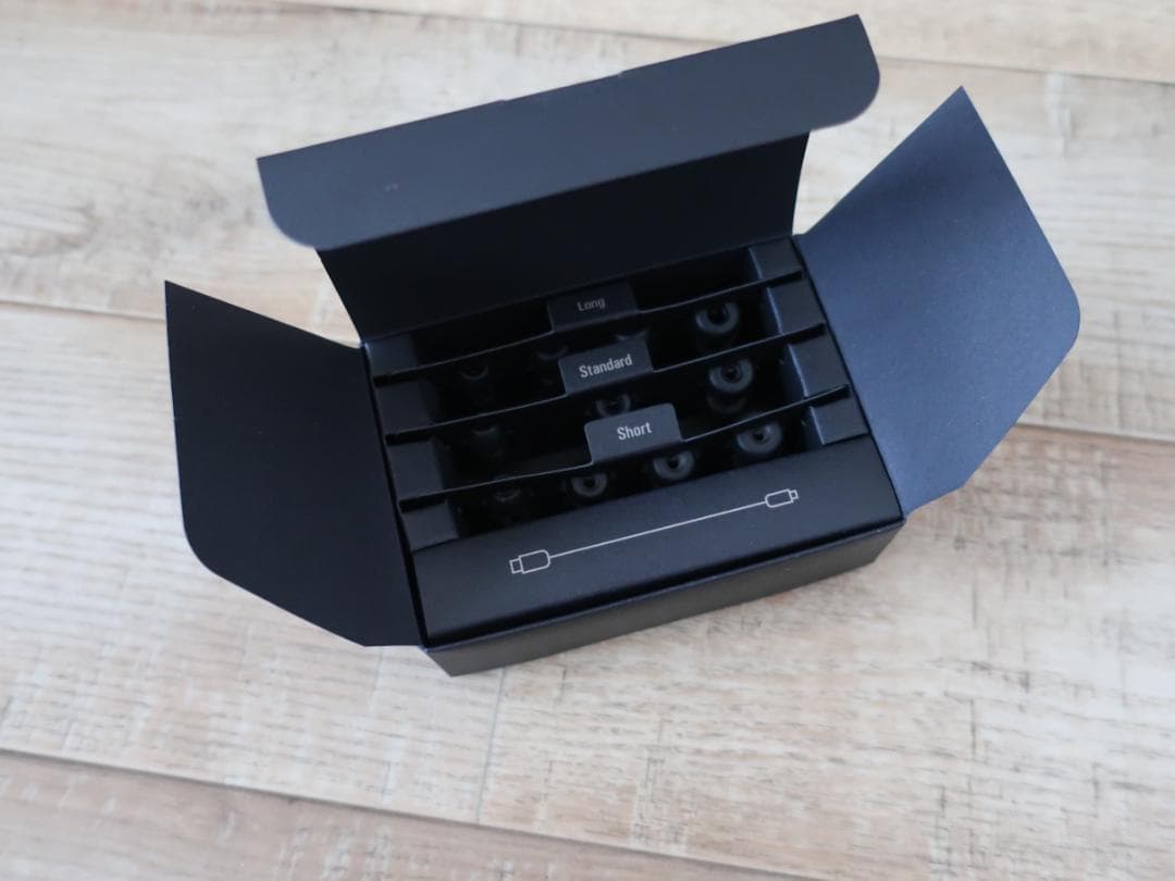 ★人気 箱付き オーディオテクニカ 高音質ワイヤレスイヤホン ATH-TWX9