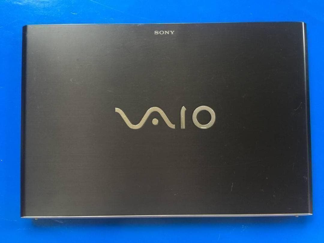 SONY VAIO SVP132 13.3型高解像度 軽量・コンパクトノート