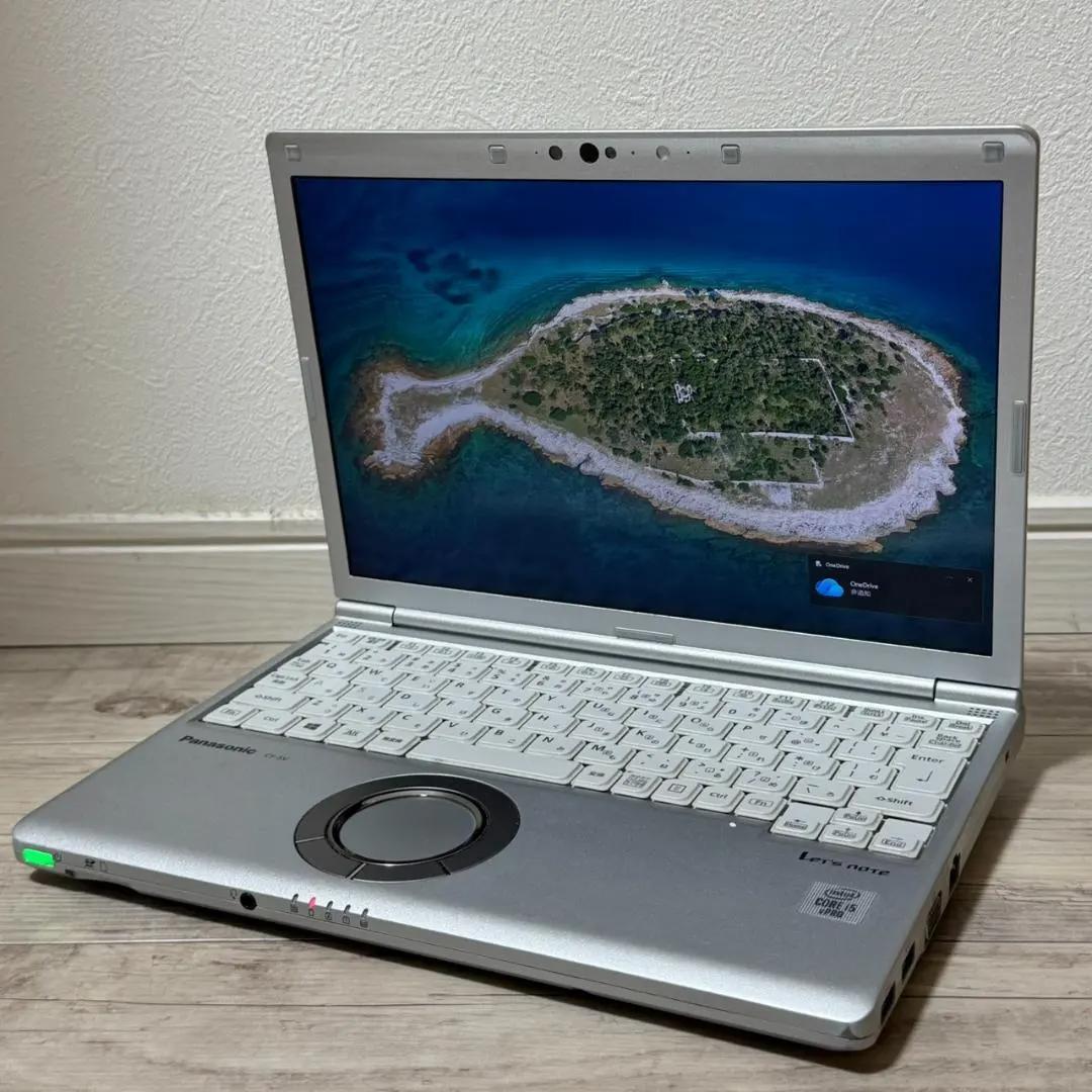 軽量約888g快速モデル 11世代 国産dynabook i5 16G 256G