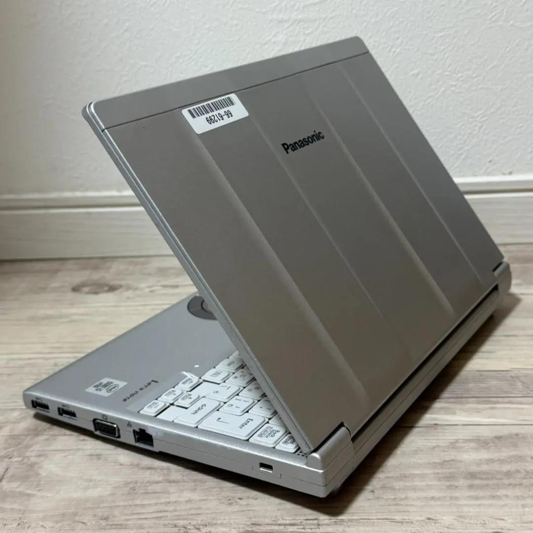 軽量約888g快速モデル 11世代 国産dynabook i5 16G 256G