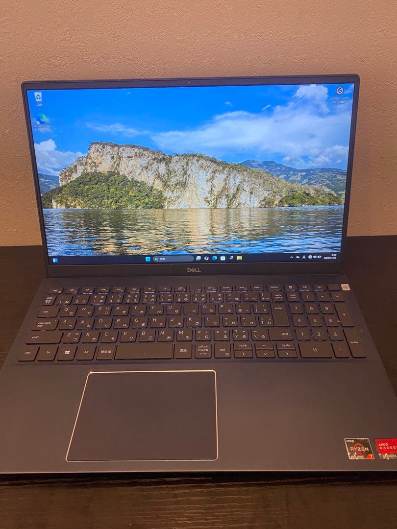 Windowsノート本体 DELL Inspiron