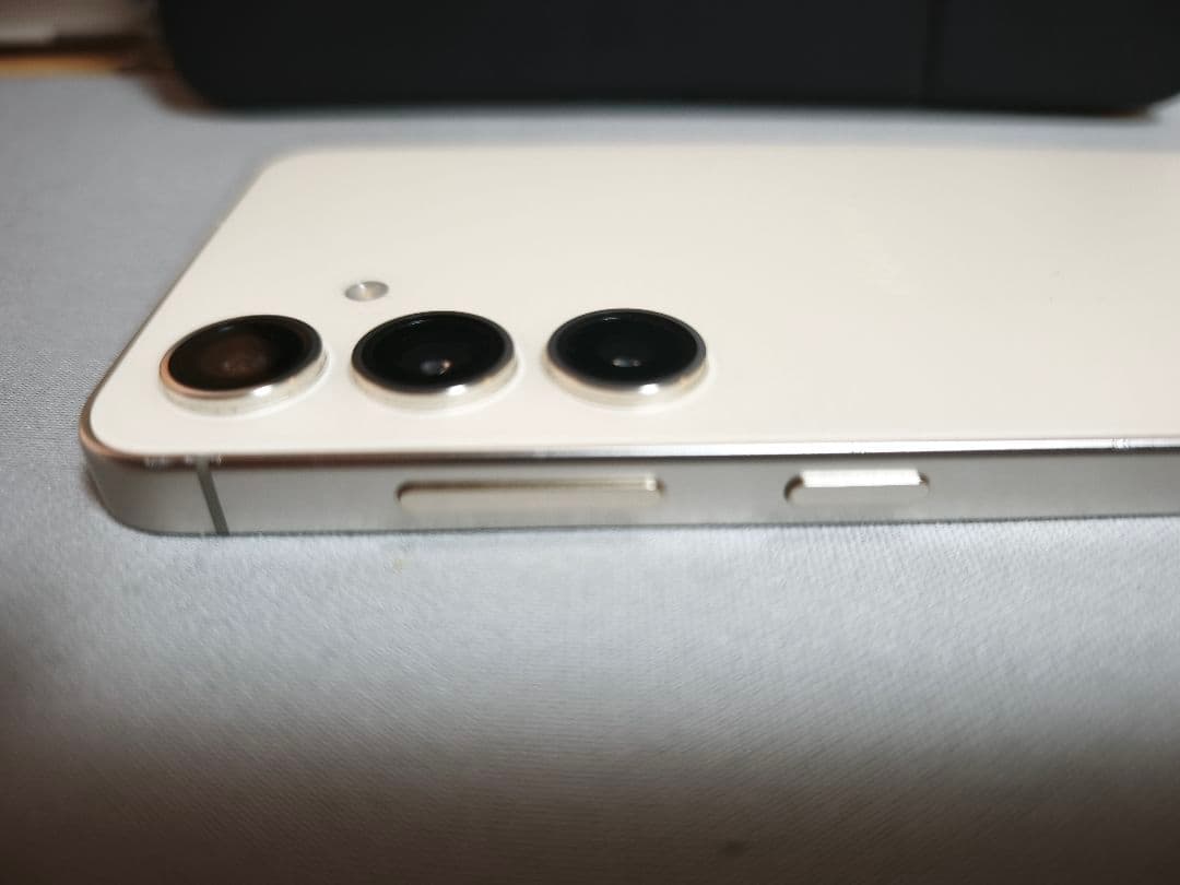 国内版 Samsung Galaxy S24 SC-51E docomo