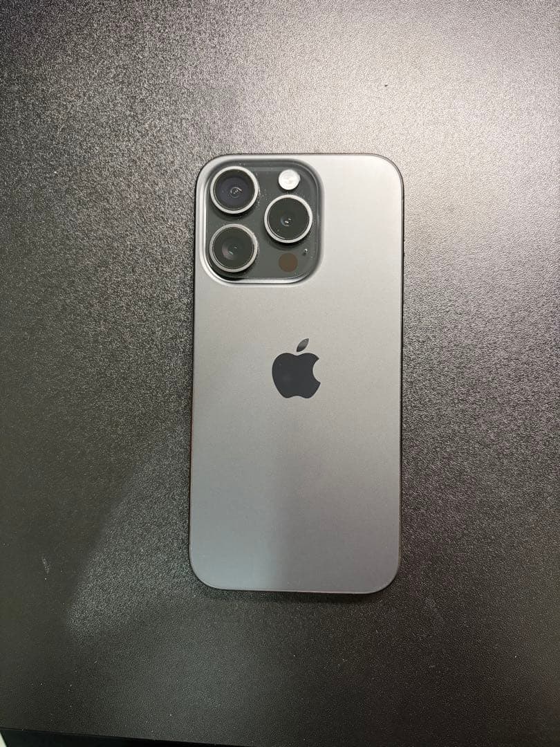 iPhone 15Pro 128GB ブラックチタニウム本体　SIMフリー