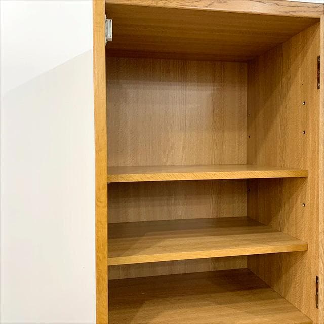 80'sヴィンテージオーク突板スリム食器棚（カップボード）