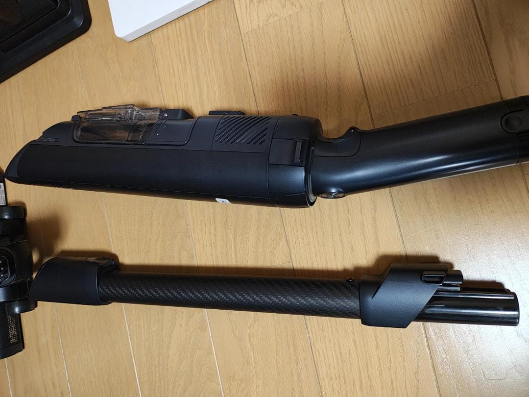 シャーク★コードレスクリーナー★LC301JBK★バッテリー新品と同等★1