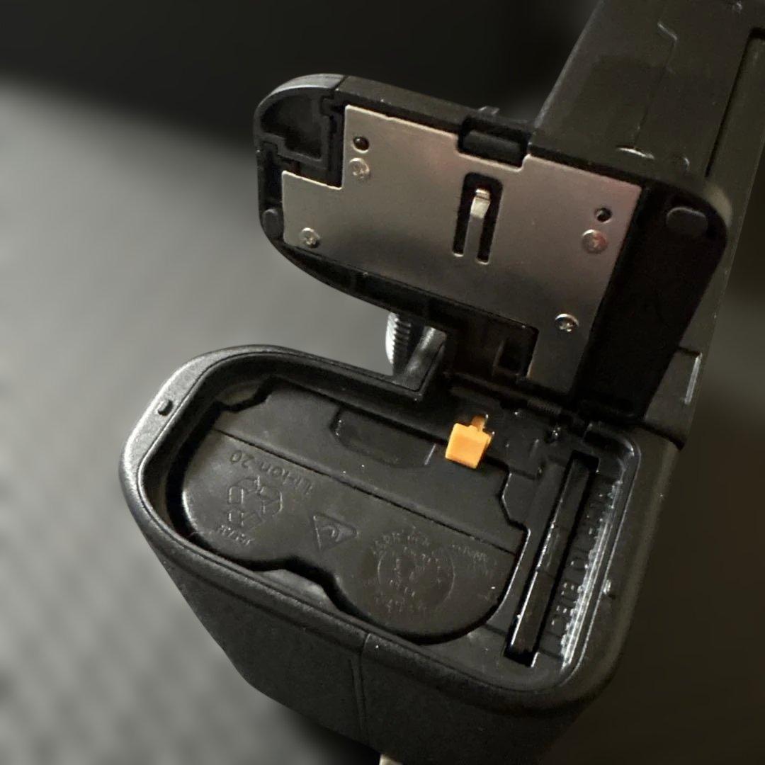 FUJIFILM X-S20 ボディ単体 ( 付属品すべて揃っています )