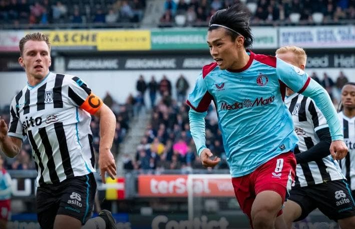 フェイエノールト 上田綺世　PRO サード（M）2025-26