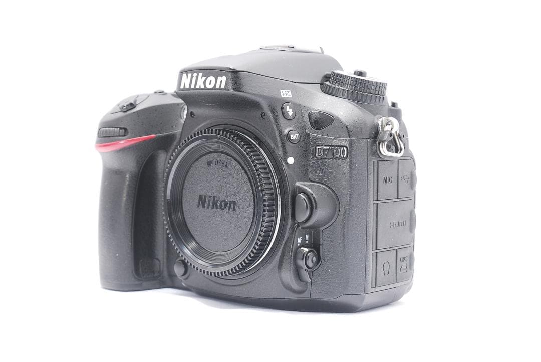 【実用品】Nikon D7100 高倍率レンズセット 初心者～ハイアマチュア向け