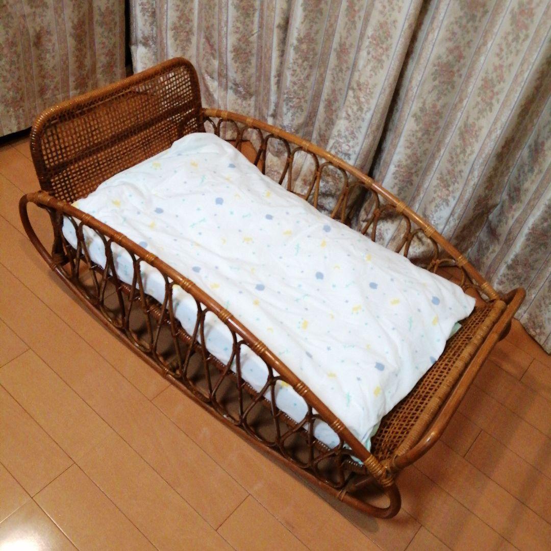 アンティーク　ラタン 籐製 　ゆりかご　ベビーベッド